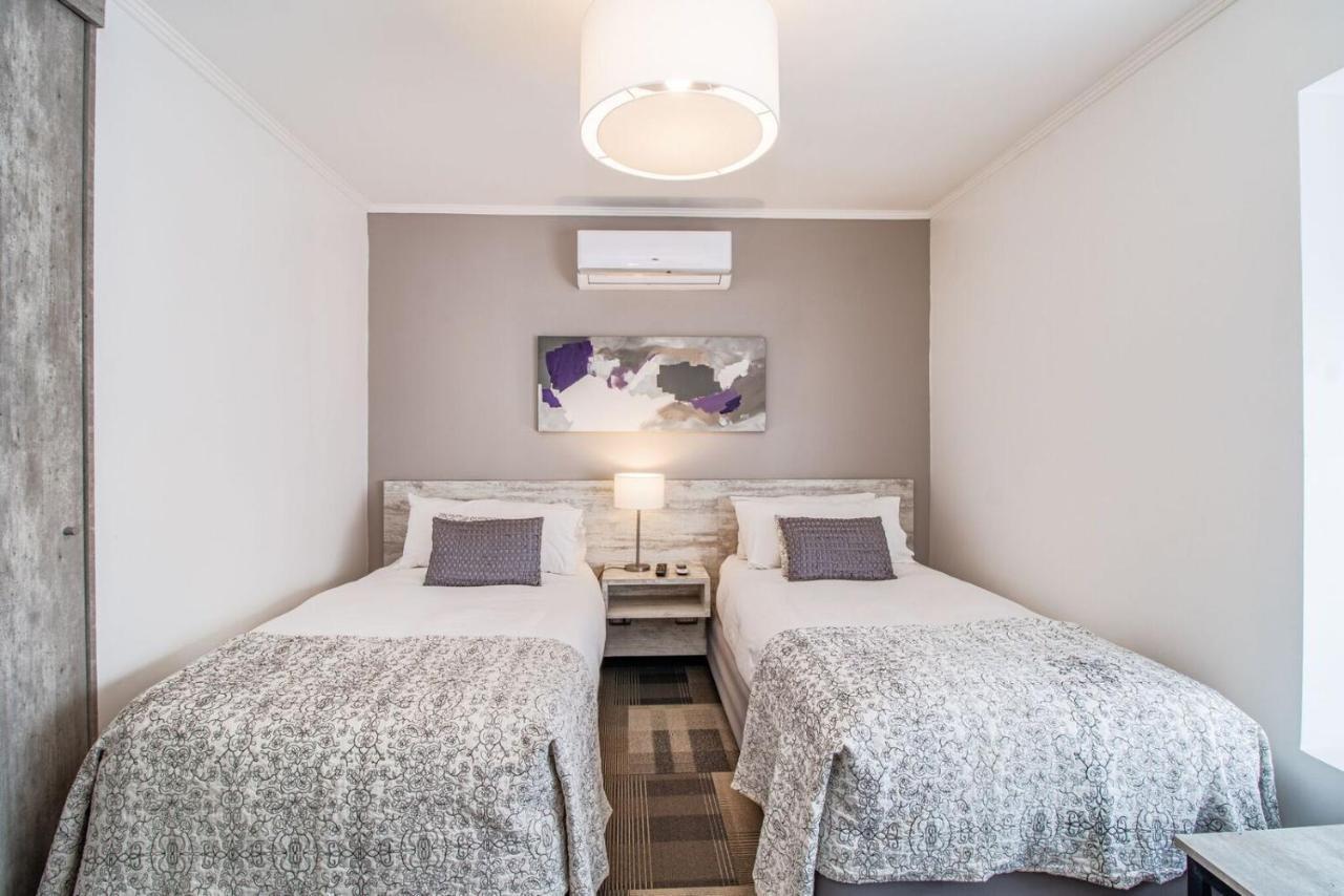 202 Hotel Boutique Angol Екстериор снимка